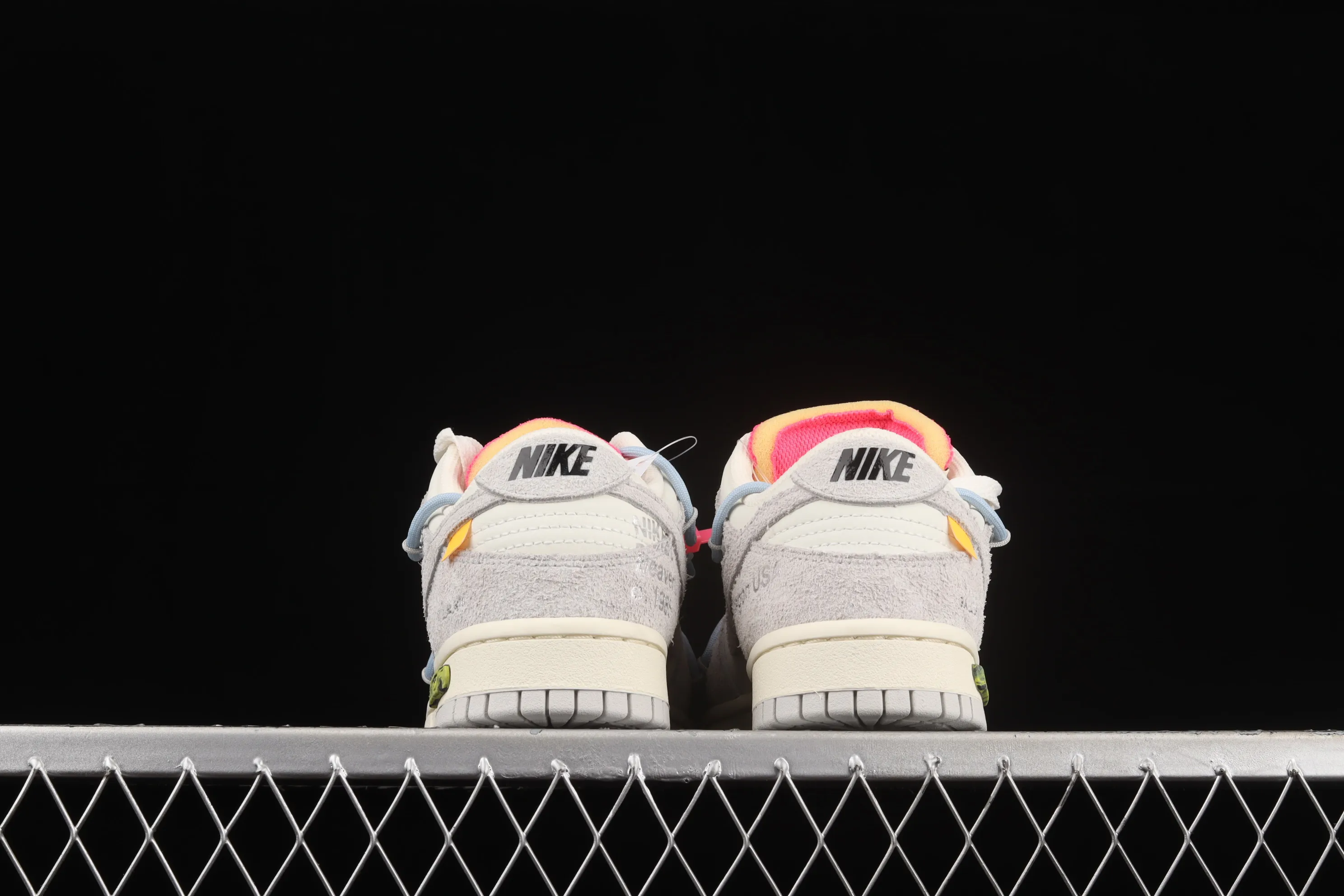 All categories Nk SB Dunk Series Nk SB Dunk Low low-top sneakers J version OF x Nk Dunk Low "12 of 50" OW suede SB smashed backboard fashion casual sneakers DJ0950-113